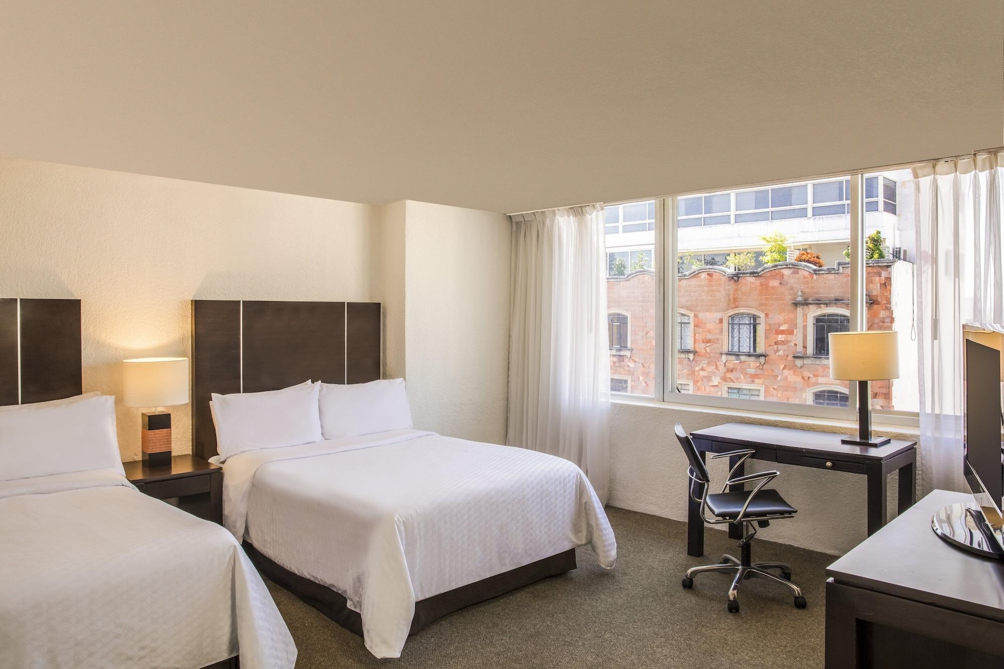 Hotel Plaza Genova Centro Guadalajara Ngoại thất bức ảnh