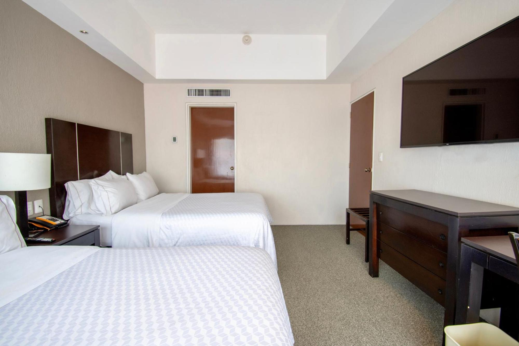 Hotel Plaza Genova Centro Guadalajara Ngoại thất bức ảnh