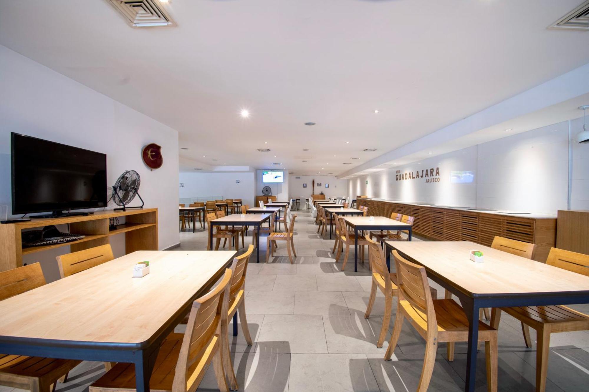Hotel Plaza Genova Centro Guadalajara Ngoại thất bức ảnh