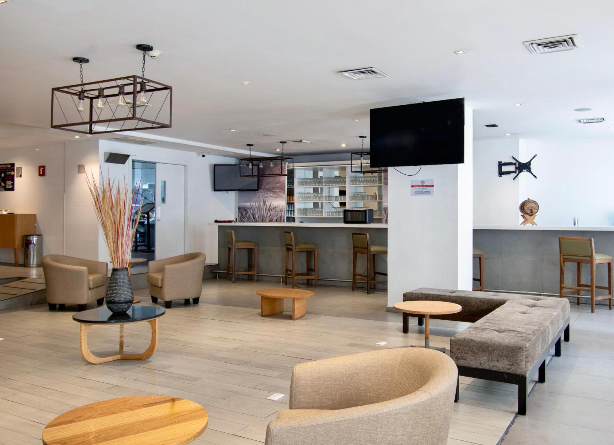 Hotel Plaza Genova Centro Guadalajara Ngoại thất bức ảnh