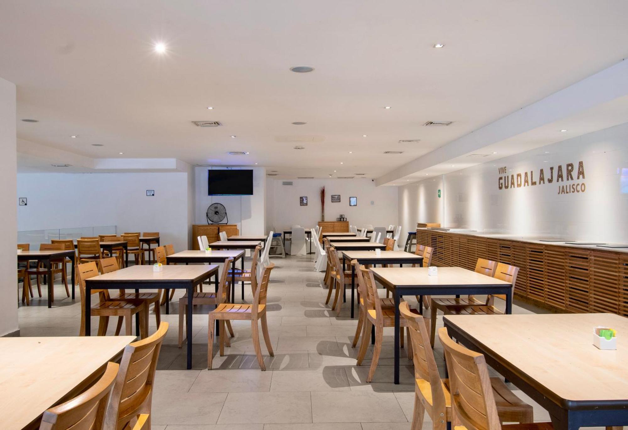 Hotel Plaza Genova Centro Guadalajara Ngoại thất bức ảnh