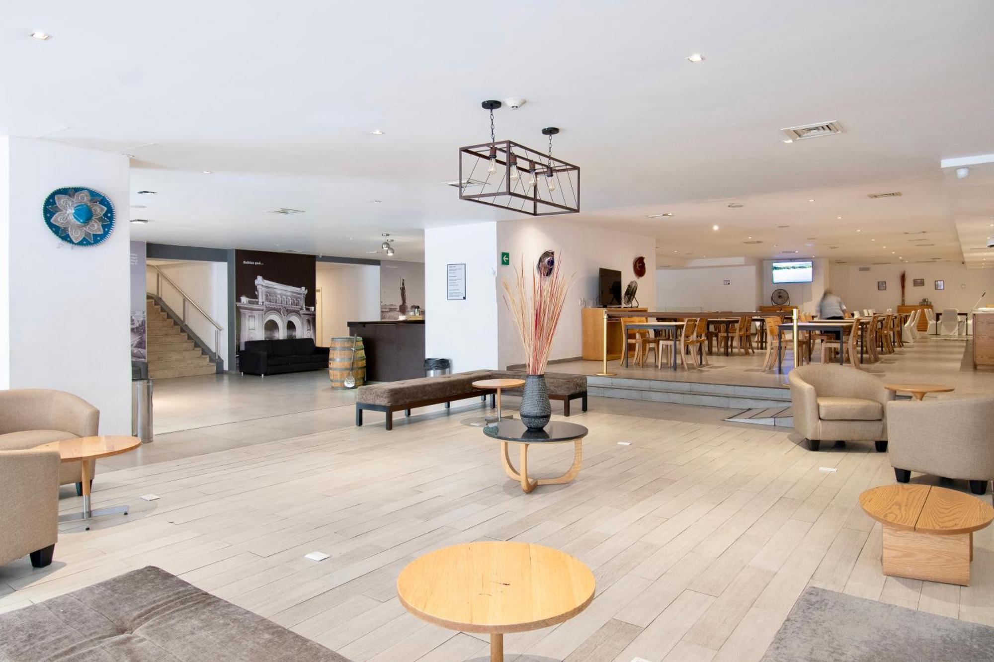 Hotel Plaza Genova Centro Guadalajara Ngoại thất bức ảnh