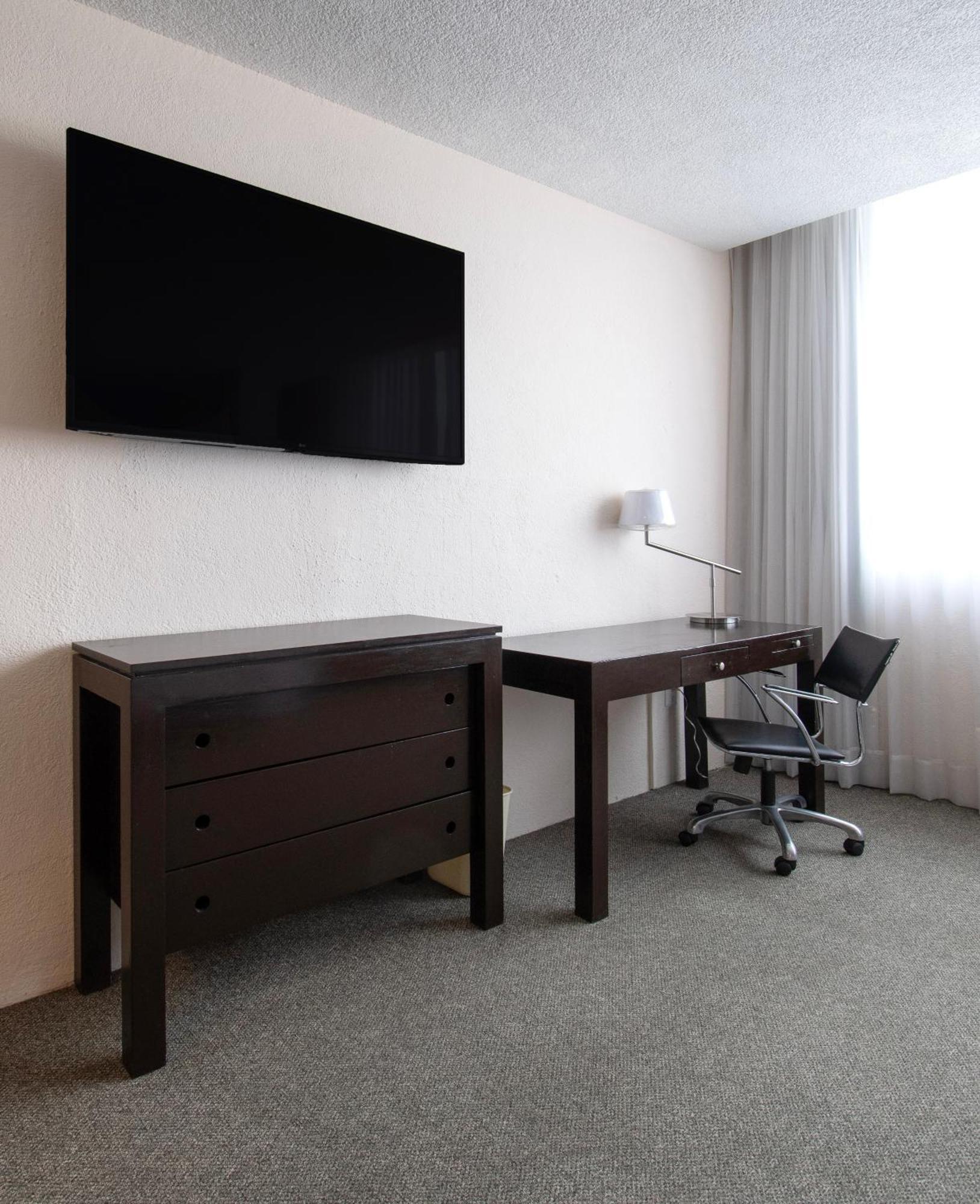 Hotel Plaza Genova Centro Guadalajara Ngoại thất bức ảnh